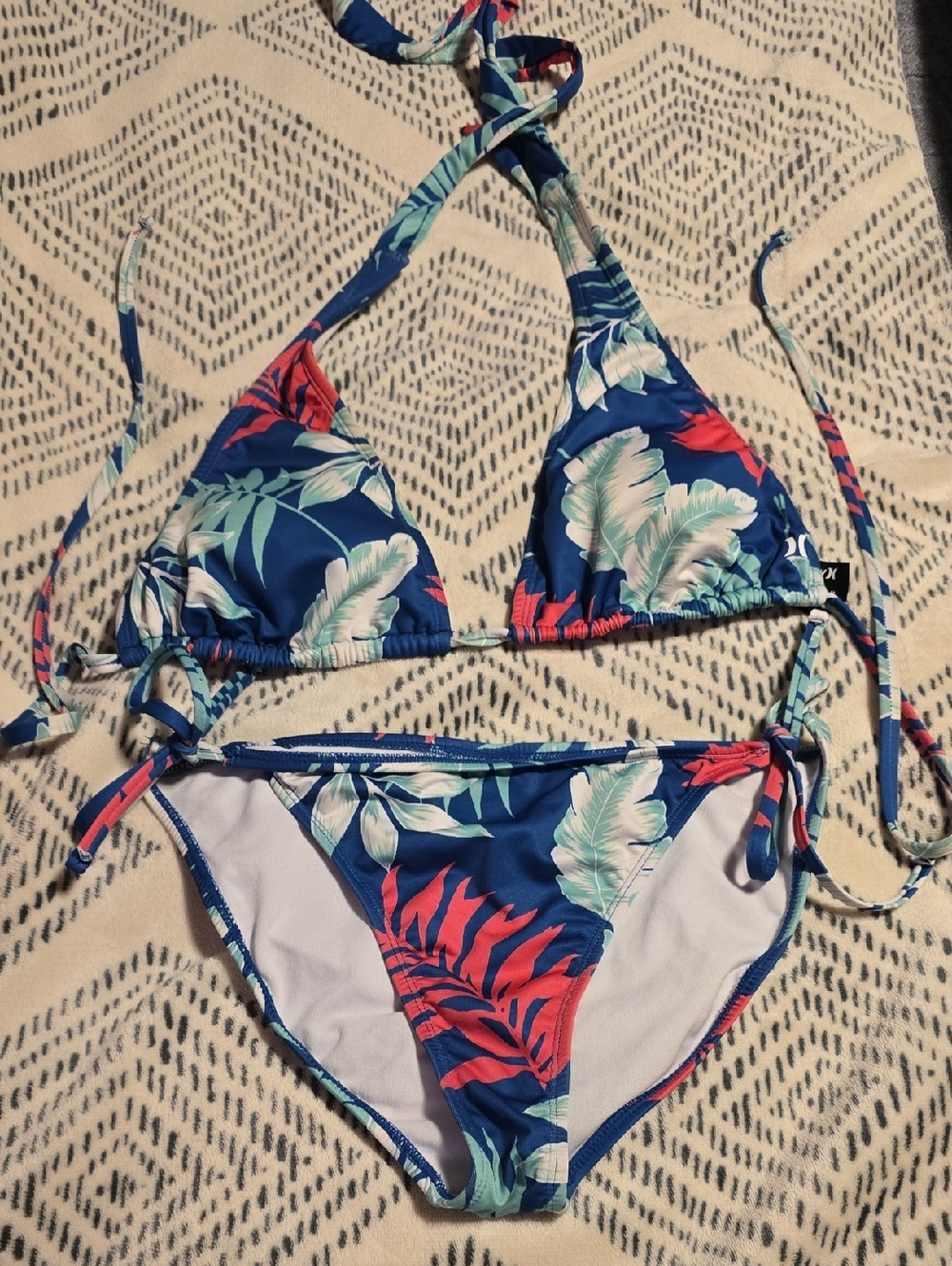 Hurley Tropical Leaf Print Blue Bikini Set - Size XL